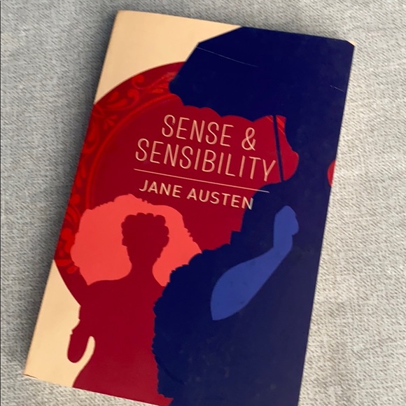 Jane Austen book bundle! only read once! - Picture 2 of 3